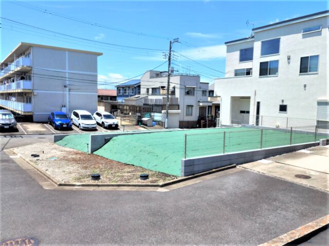 【建築条なし売地】南道路・角地・お好きなハウスメーカー・建築会社で建築下さい！【湘南台233期】