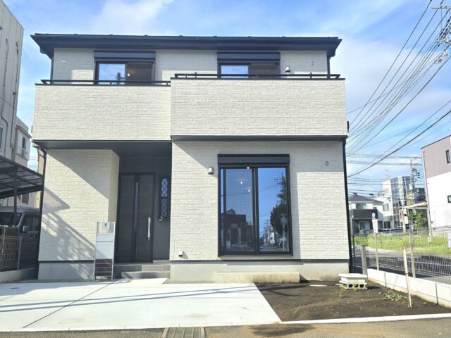 【新築一戸建】限定 1棟：平坦角地・日当り良好・収納豊富な3LDK・駐車スペース2台、御所見小学校まで徒歩1分。   ～いつでもご見学頂けます（事前予約制）～  販売価格変更しました!!
