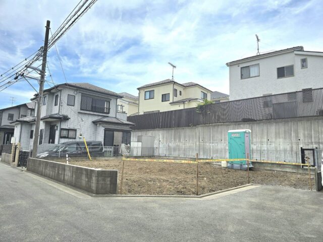 【建築条件付売地】長後88期、全１宅地。 小田急江ノ島線「長後」駅より徒歩12分、敷地40坪超え、日当り良好、駐車スペース2台可能!!