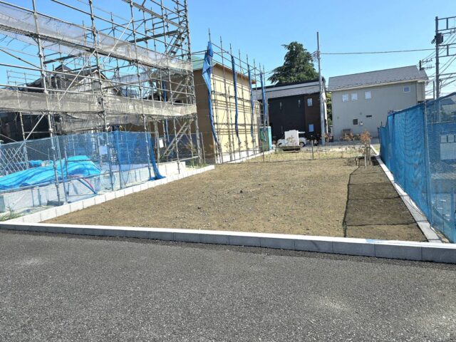 【新築戸建】長後85期  最終1棟、「長後」駅徒歩10分・開発分譲地内・日当り良好・敷地広々39坪・ファミリークロゼットなど収納豊富な4LDK・カースペース2台 ～外壁・建具・フローリングなど無償で色をお選び頂けます（※締切期限あり）～