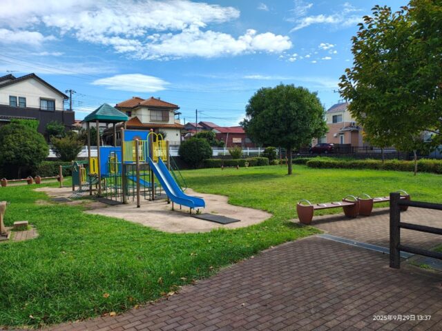 近隣の公園(周辺)