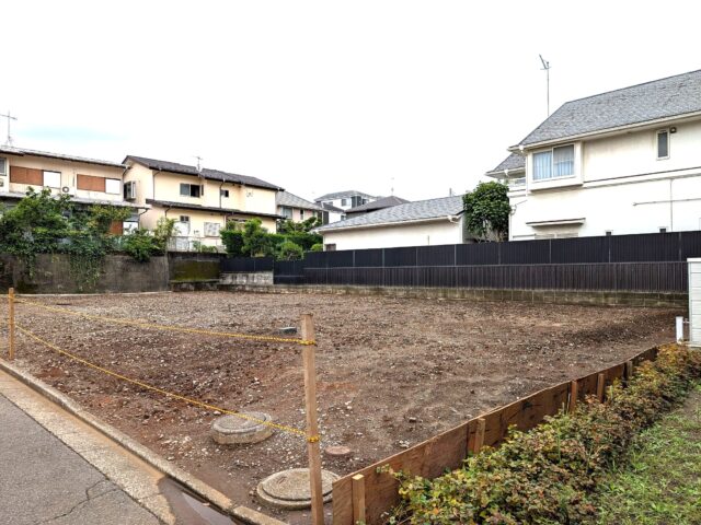 【売地】JR東海道線「二宮」駅徒歩5分の好立地、敷地広々40坪超、全3宅地。日当り良好、お好きなハウスメーカー等でマイホーム建築頂けます!! 