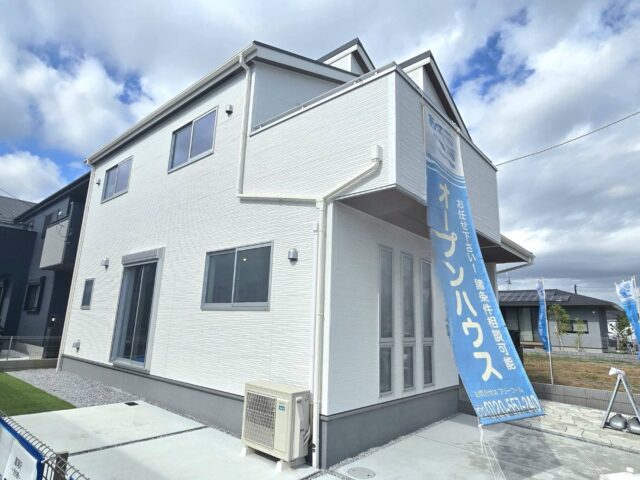【新築戸建】藤沢市菖蒲沢第3 小田急江ノ島線・横浜ブルーライン・相鉄いずみ野線「湘南台」駅徒歩29分、子育て世帯に人気《 秋葉台エリア》の閑静な住宅地に誕生!! 土地面積157～162㎡   4LDK・カースペース2台            ～ご見学頂けます（事前予約制）～※秋葉台エリアの近隣物件のご紹介も可能です。